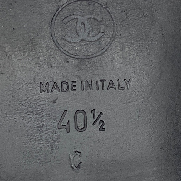 CHANEL BLUE / IVORY CC LOGO PATENT LEATHER CAP TOE CHECKERED TWEED BALLET FLATS - Picture 10 of 11